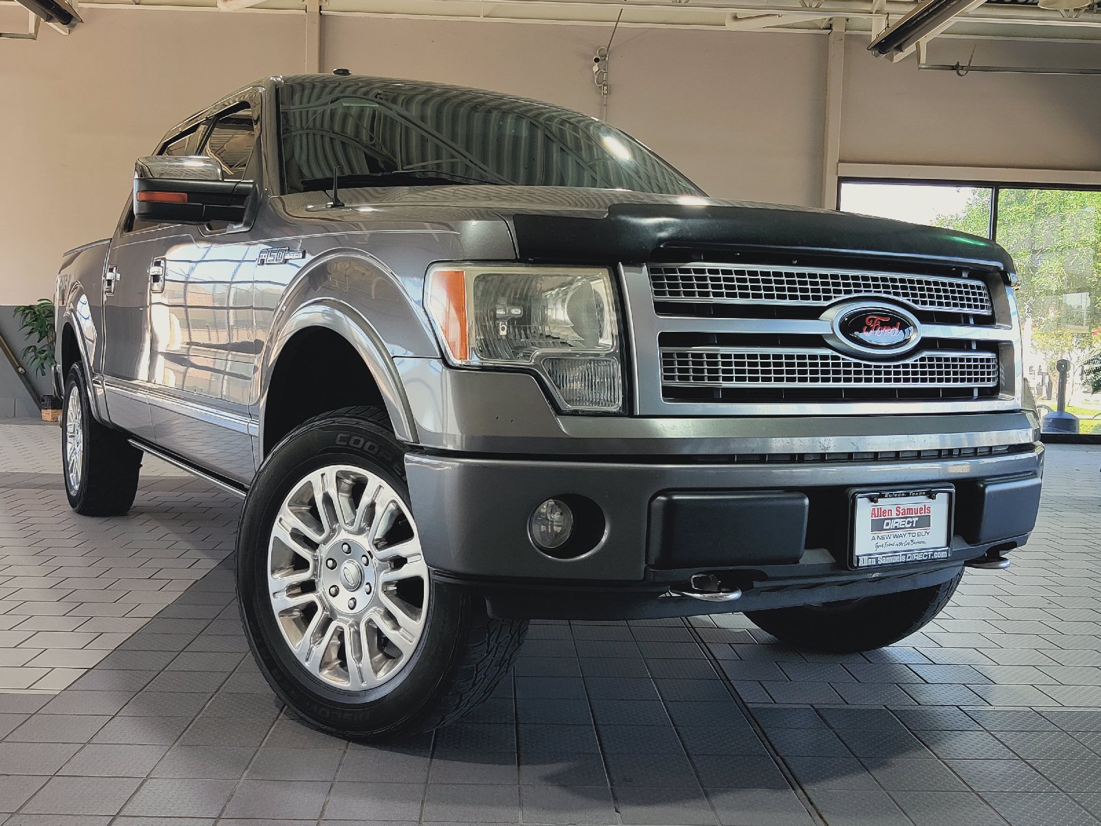Pre-Owned 2009 Ford F-150 4WD SuperCrew 145 Platinum Crew Cab Pickup in